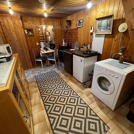 Adorable 1-bedroom Cottage/guesthouse In Chalet *